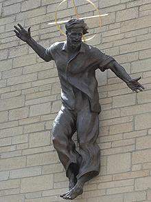 Appearing in http://www.telegraph.co.uk/news/newstopics/howaboutthat/5318718/Jesus-in-jeans-sculpture-unveiled.html